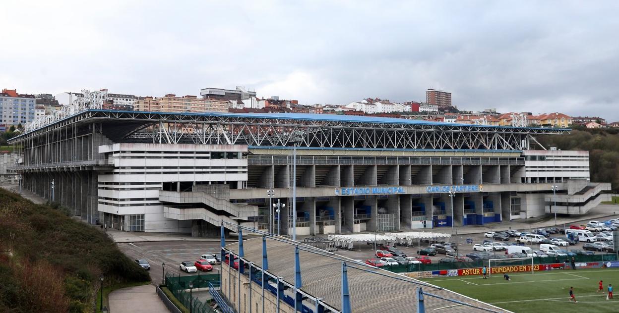 El estadio Carlos Tartiere, inaugurado en septiembre de 2000, costó 48 millones de euros. 