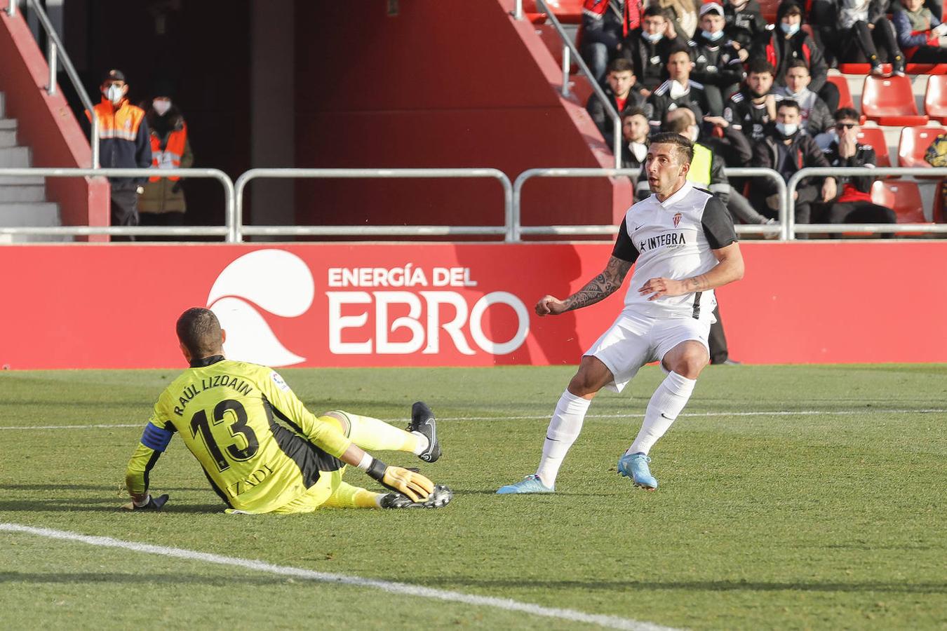 Djuka, Aitor y Rivera firman los tantos rojiblancos en un buen partido de los hombres de Gallego