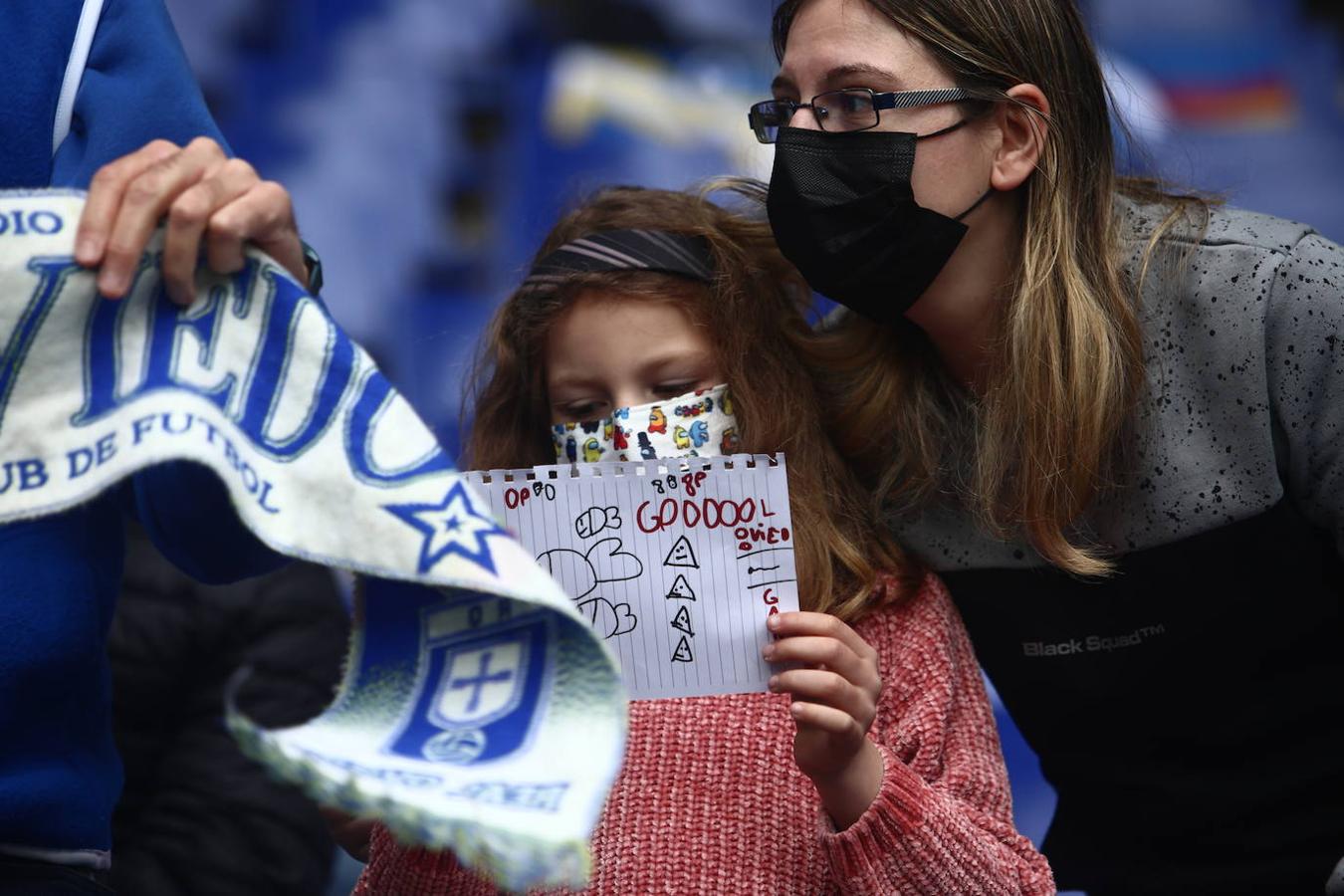 Fotos: ¿Estuviste en el Real Oviedo - Huesca? ¡Búscate!