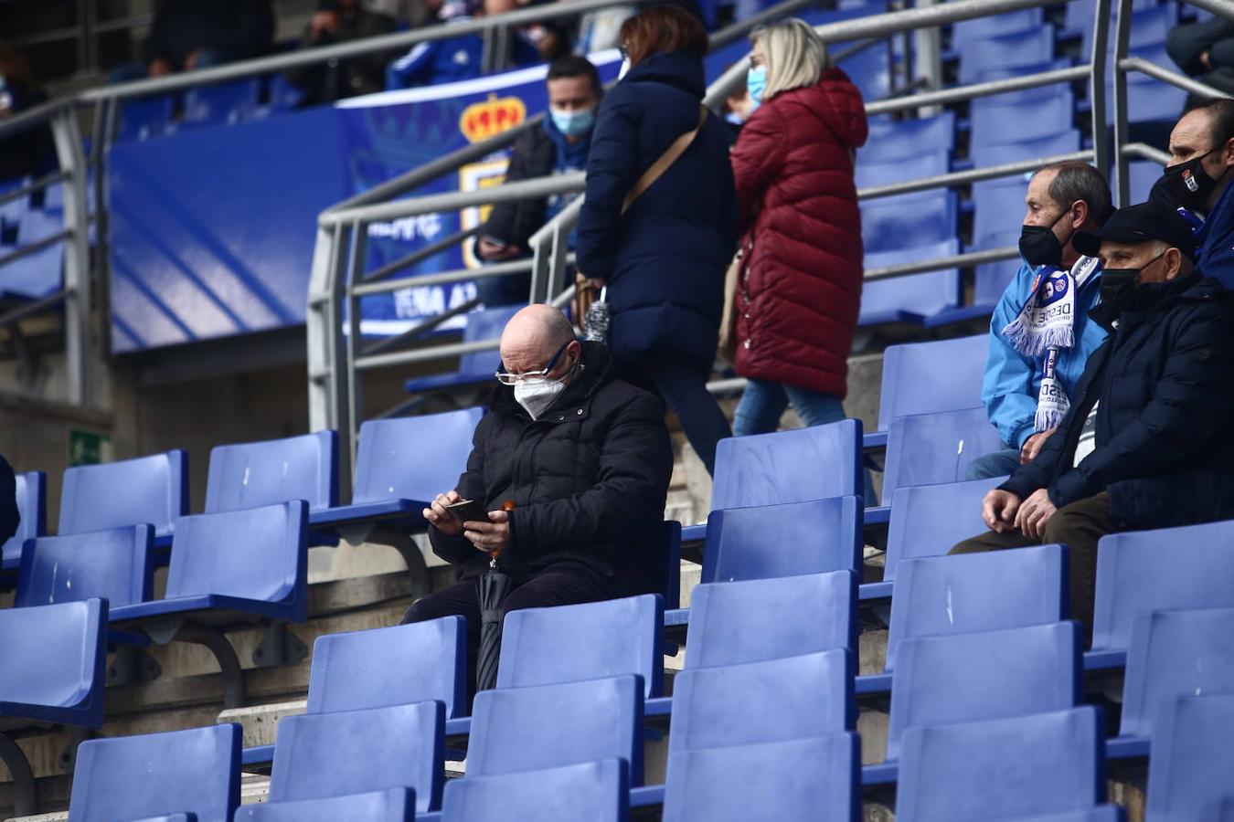 Fotos: ¿Estuviste en el Real Oviedo - Huesca? ¡Búscate!