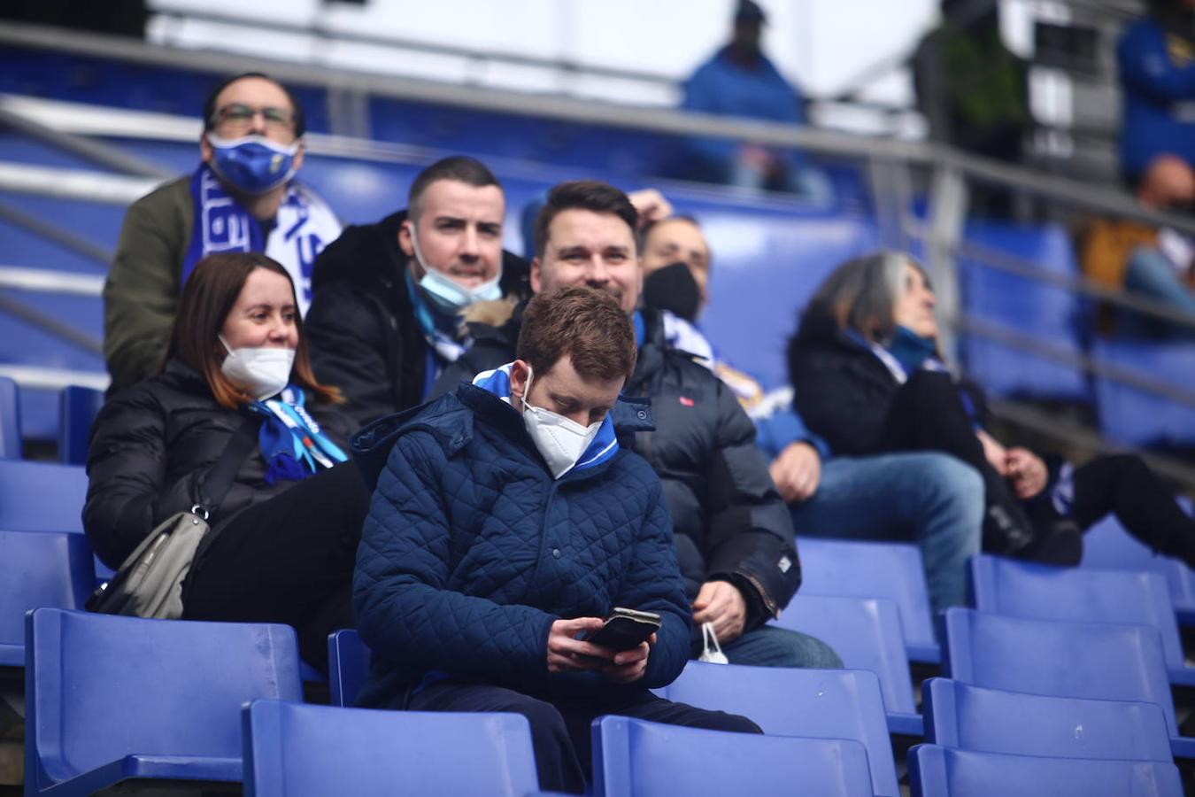 Fotos: ¿Estuviste en el Real Oviedo - Huesca? ¡Búscate!