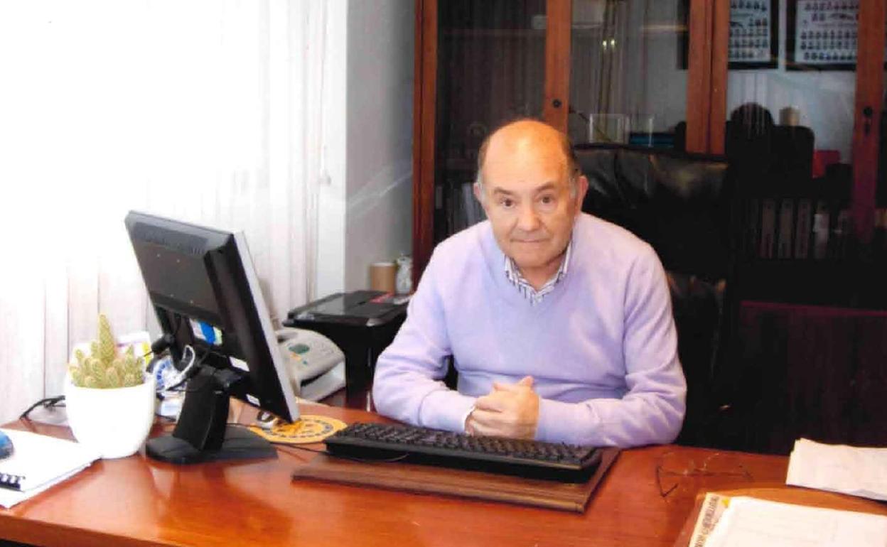 Víctor Cueva.