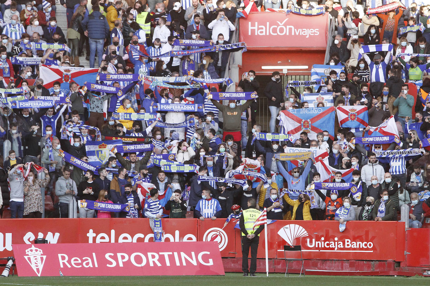 Fotos: ¿Estuviste en el Sporting-Ponferradina? ¡Búscate!