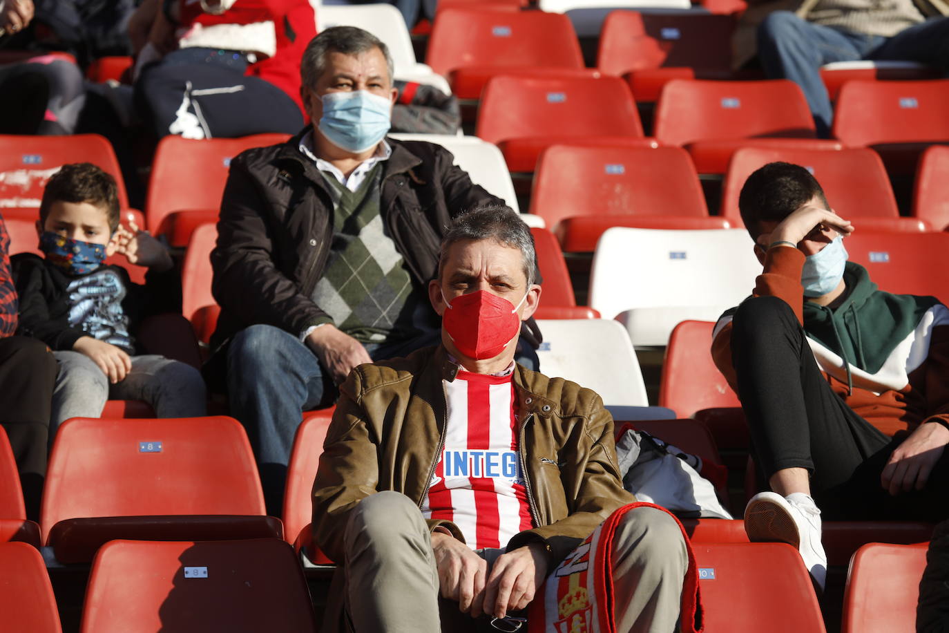 Fotos: ¿Estuviste en el Sporting-Ponferradina? ¡Búscate!