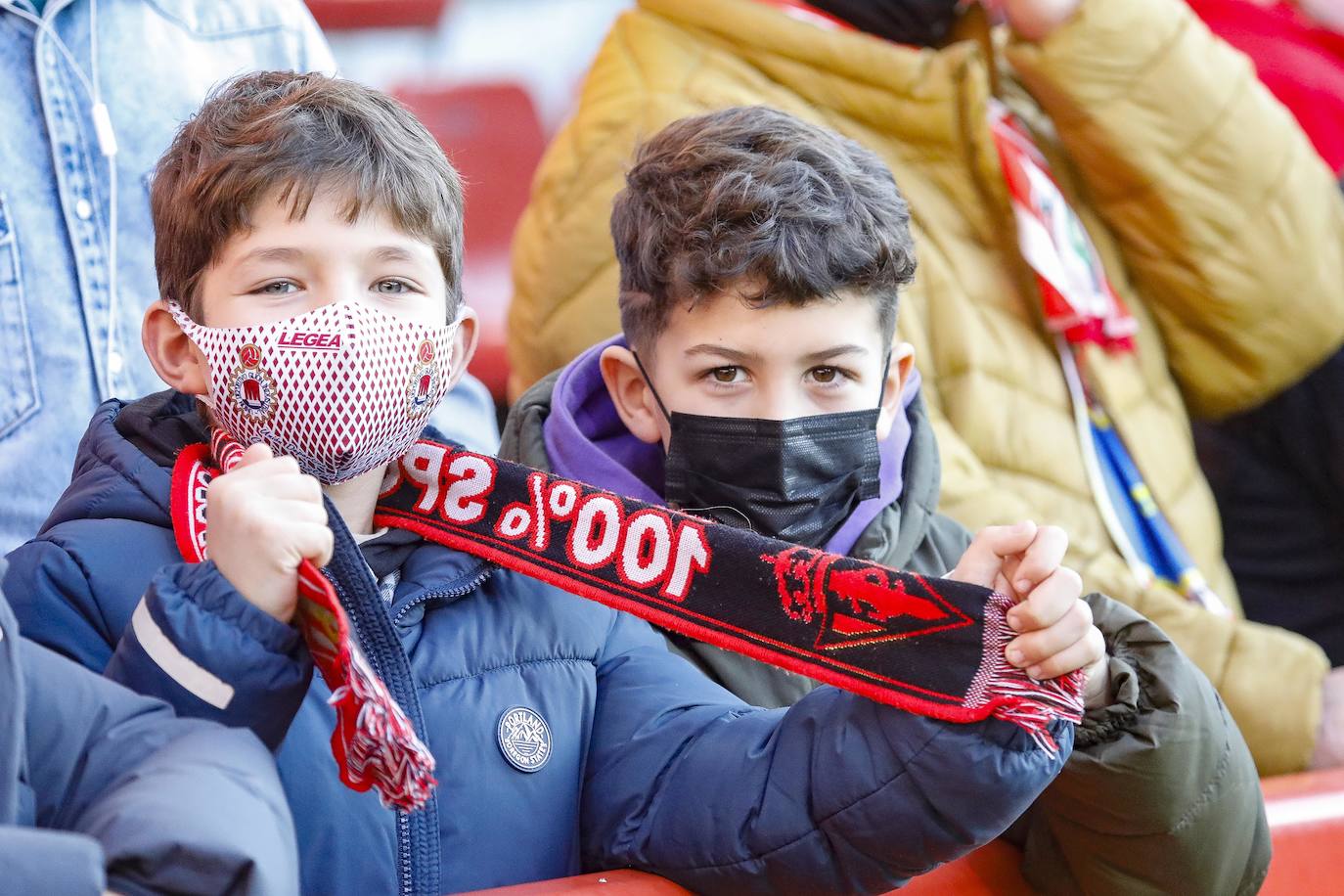 Fotos: ¿Estuviste en el Sporting-Ponferradina? ¡Búscate!