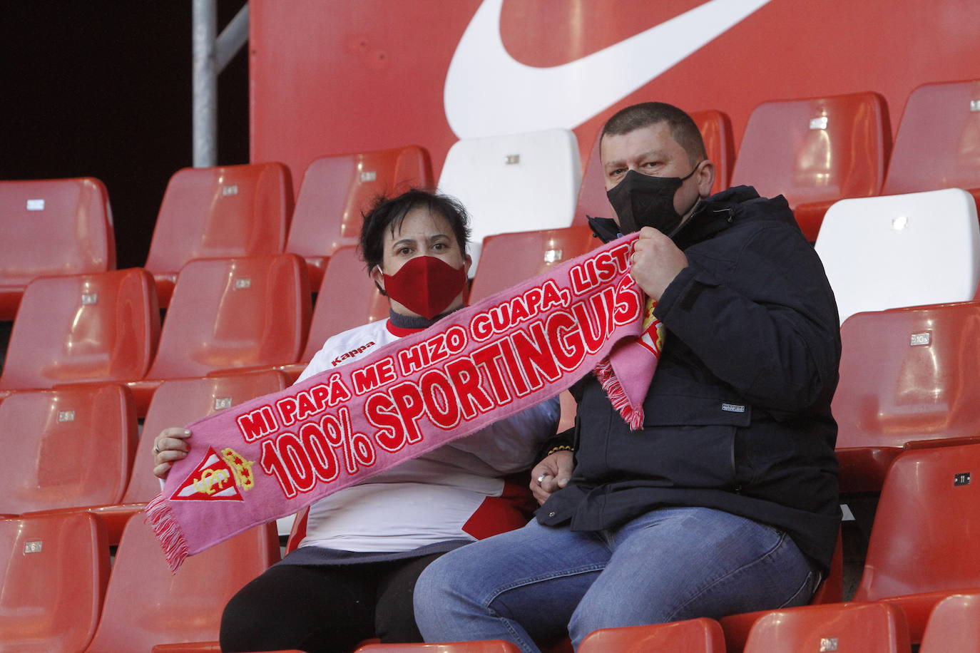 Fotos: ¿Estuviste en el Sporting-Ponferradina? ¡Búscate!