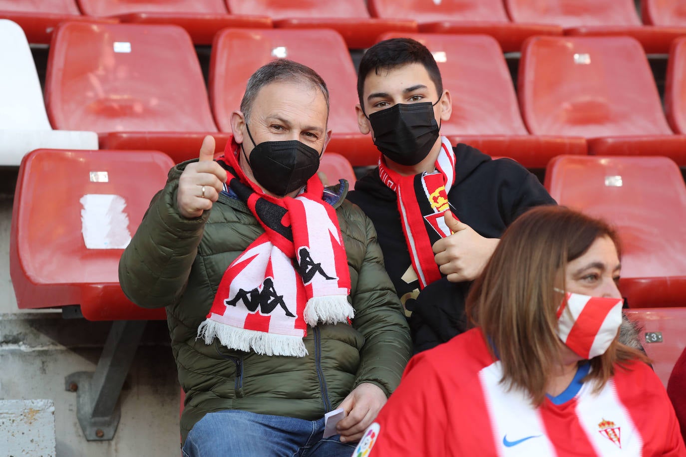 Fotos: ¿Estuviste en el Sporting-Ponferradina? ¡Búscate!