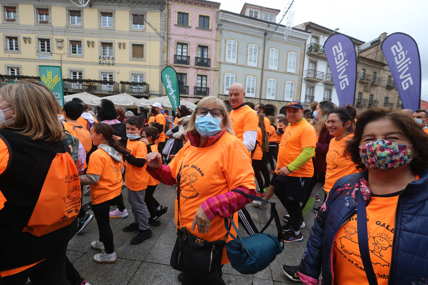 52 concejos de la región se visten de naranja en una carrera colectiva contra el cáncer infantil, organizada por la Asociación Galbán. El objetivo, recaudar fondos para promover la investigación bajo el lema «Una mejor supervivencia es posible». 