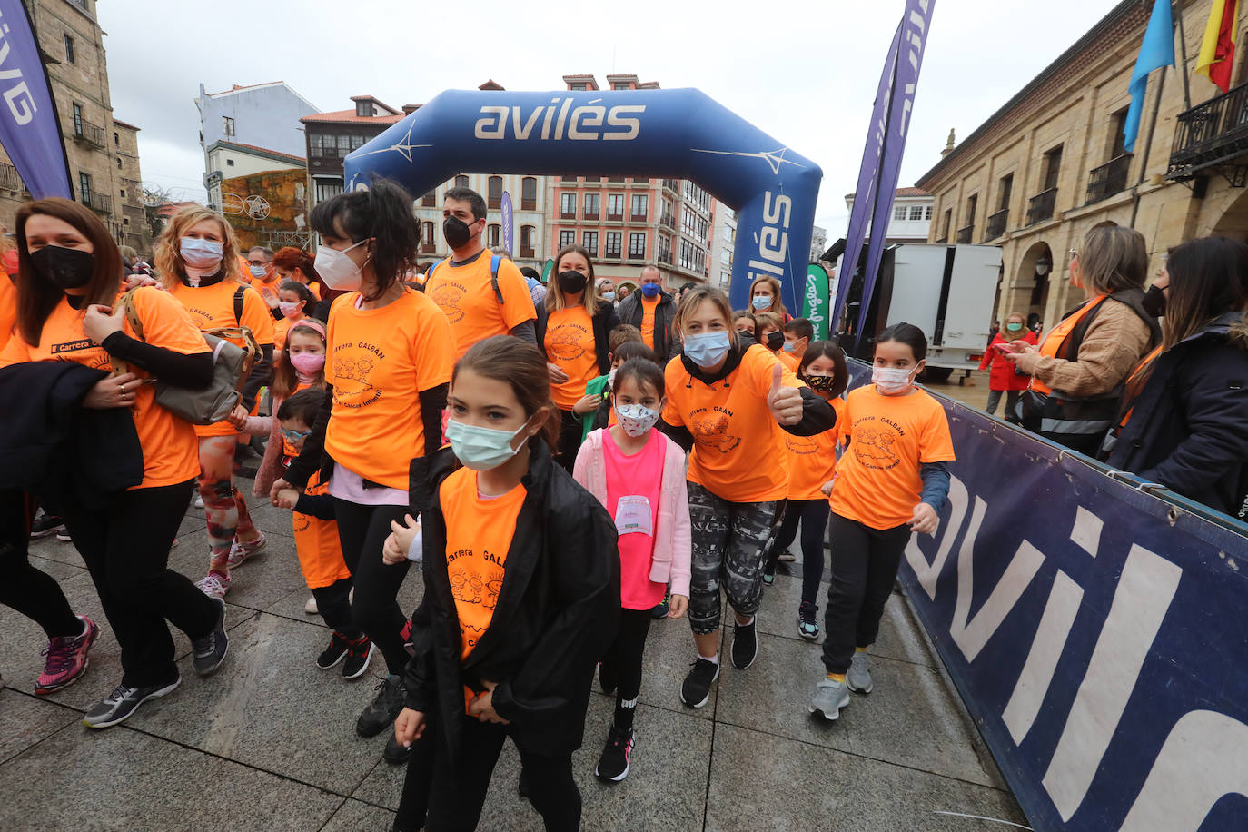 52 concejos de la región se visten de naranja en una carrera colectiva contra el cáncer infantil, organizada por la Asociación Galbán. El objetivo, recaudar fondos para promover la investigación bajo el lema «Una mejor supervivencia es posible». 