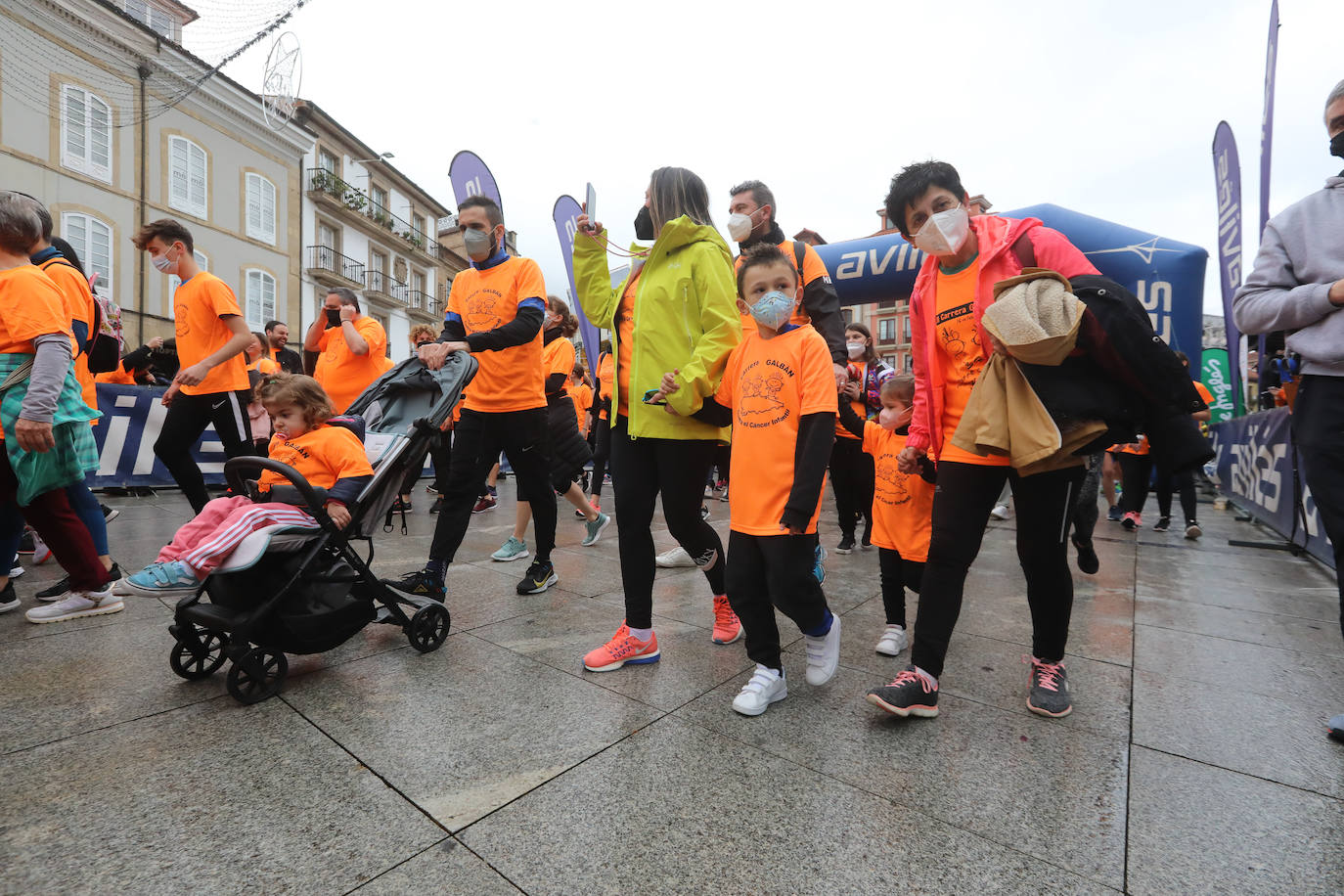 52 concejos de la región se visten de naranja en una carrera colectiva contra el cáncer infantil, organizada por la Asociación Galbán. El objetivo, recaudar fondos para promover la investigación bajo el lema «Una mejor supervivencia es posible». 