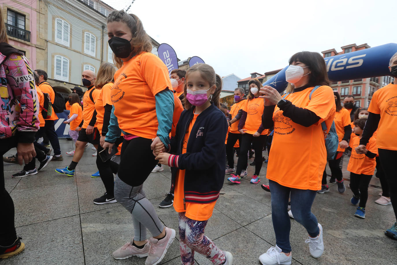 52 concejos de la región se visten de naranja en una carrera colectiva contra el cáncer infantil, organizada por la Asociación Galbán. El objetivo, recaudar fondos para promover la investigación bajo el lema «Una mejor supervivencia es posible». 