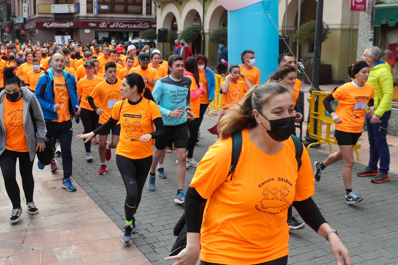 52 concejos de la región se visten de naranja en una carrera colectiva contra el cáncer infantil, organizada por la Asociación Galbán. El objetivo, recaudar fondos para promover la investigación bajo el lema «Una mejor supervivencia es posible». 