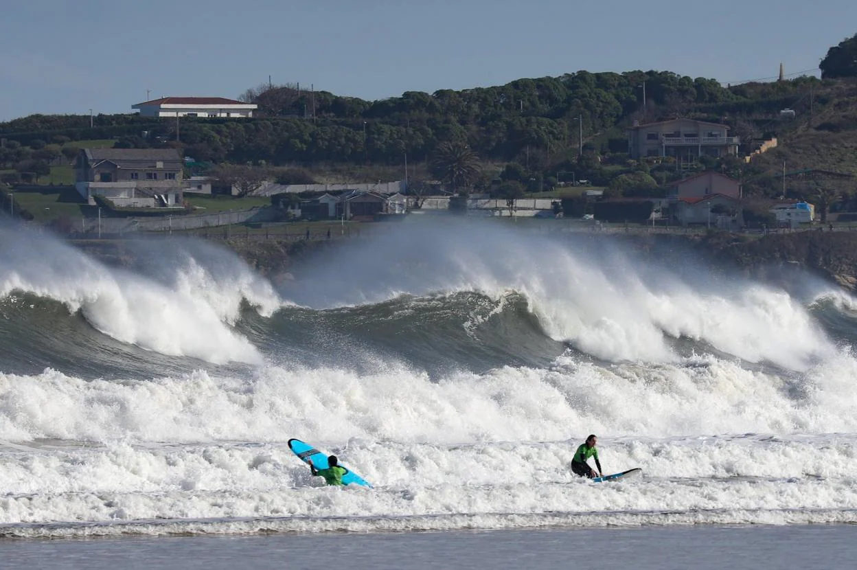 Los gijoneses disfrutan de actividades al sol | El Comercio: Diario de  Asturias