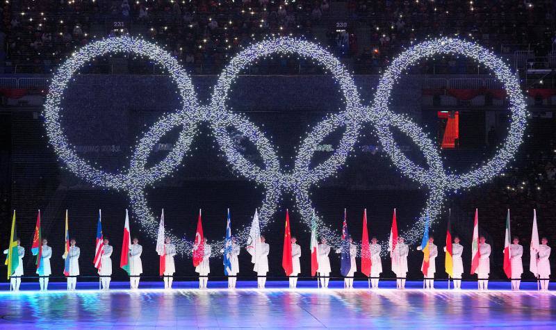 Los Juegos Olímpicos de Invierno han llegado a su final. La de Pekín ha sido una edición marcada, sin duda, por la pandemia. Pero la situación sanitaria no ha impedido una clausura por todo lo alto 