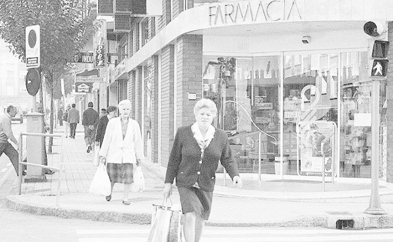 Farmacia Palacio, que sufrió el atentado en 1996.