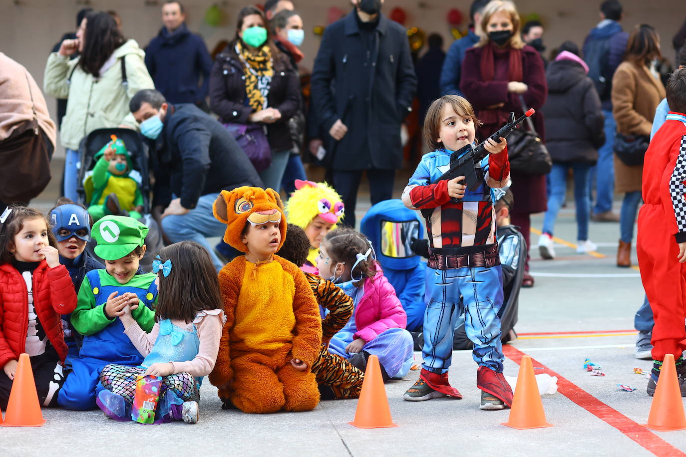 Los centros educativos de Oviedo han preparado actividades y un jueves de fiesta para que los más pequeños disfruten del Carnaval.