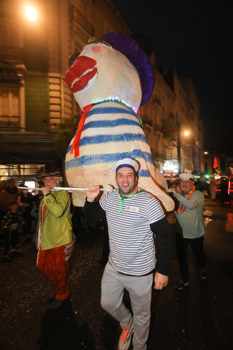 Fotos: Las calles se llenan de fantasía