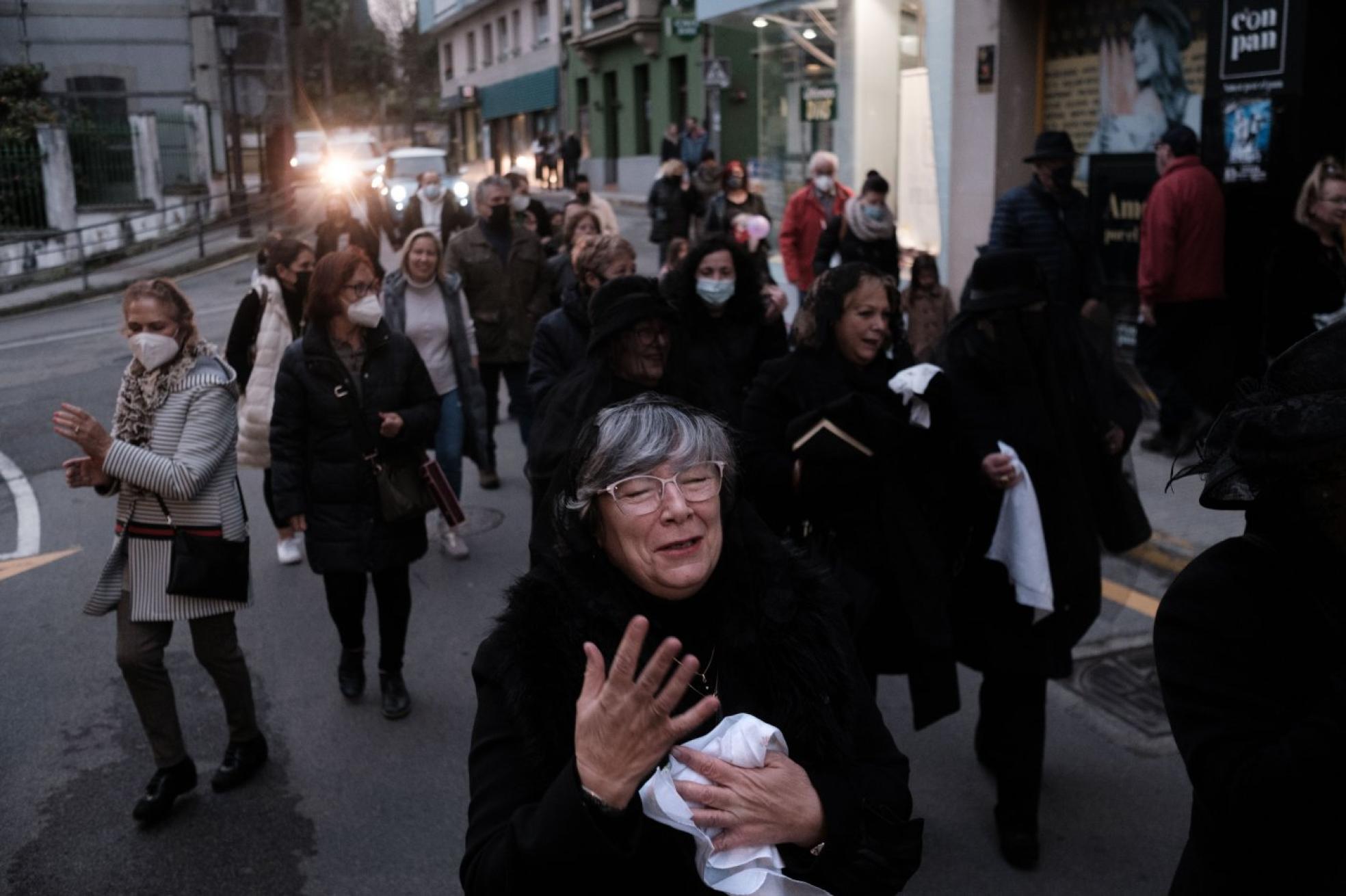 Marifé Suárez llora la pérdida de la sardina.