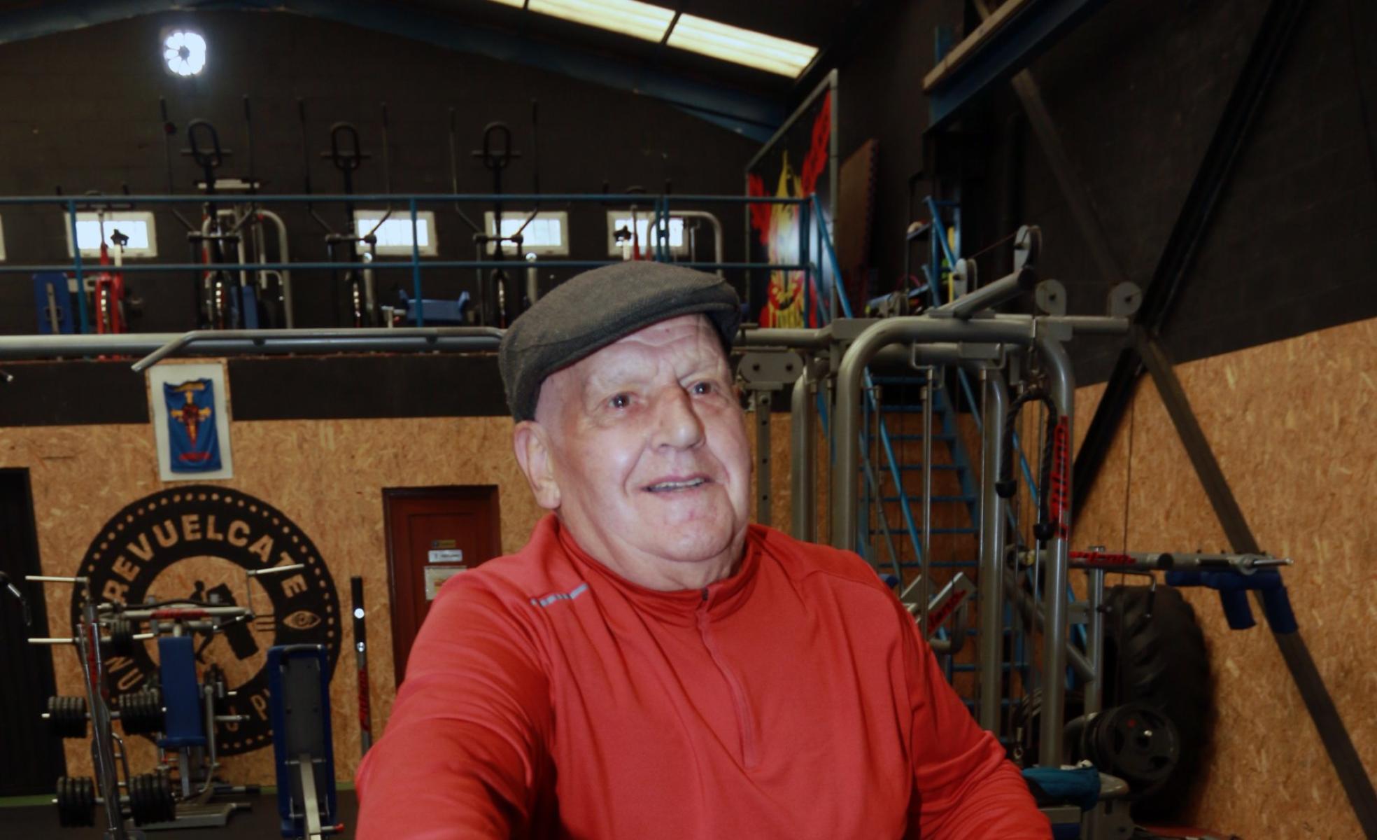 Jesús García Cuetos, durante su entrenamiento para el open de crossfit en el que participa. 