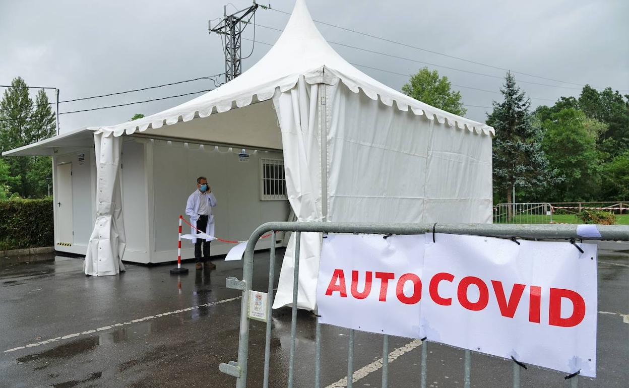 Autocovid instalado en el Hospital de Arriondas