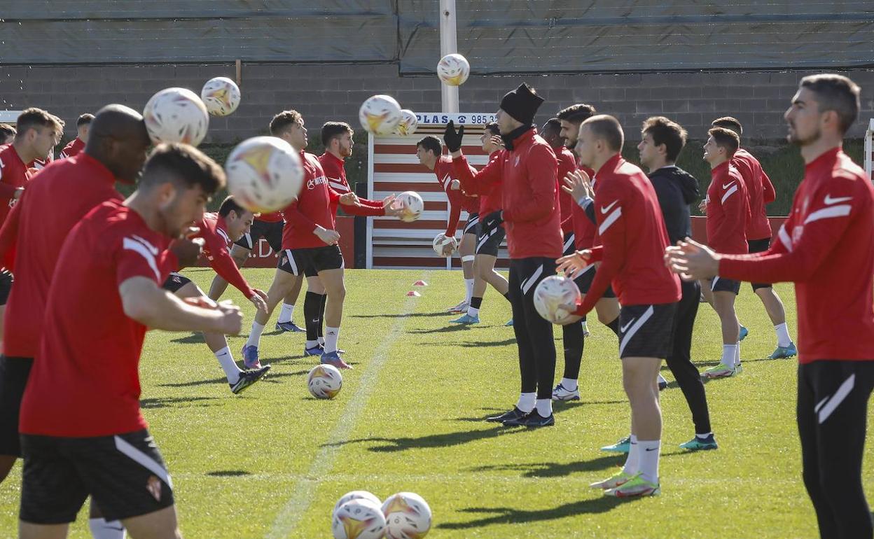 Un entrenamiento del Sporting 