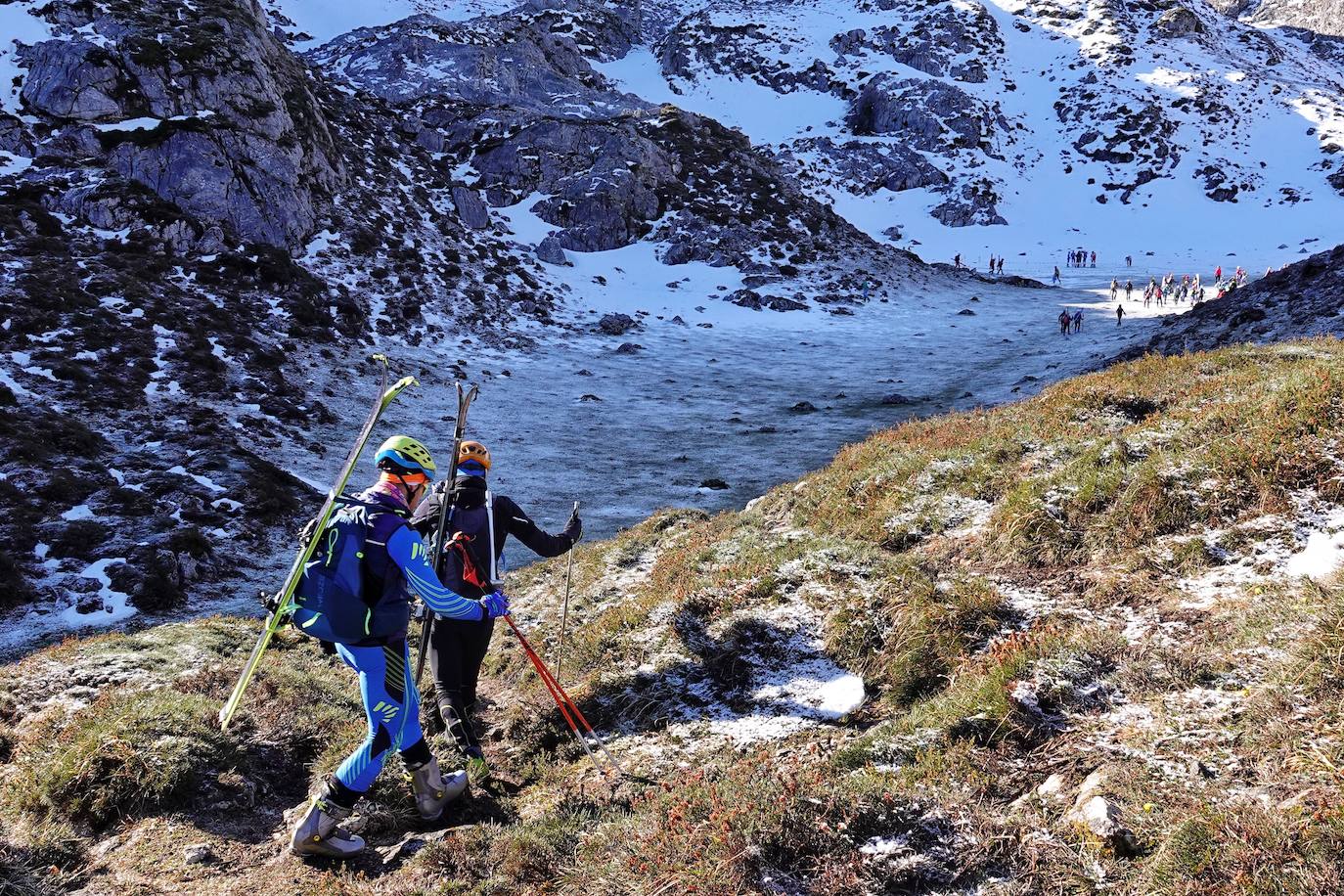 La carrera de esquí de montaña reúne este fin de semana a 120 participantes de toda España y Europa en el macizo de Andara, en los Picos
