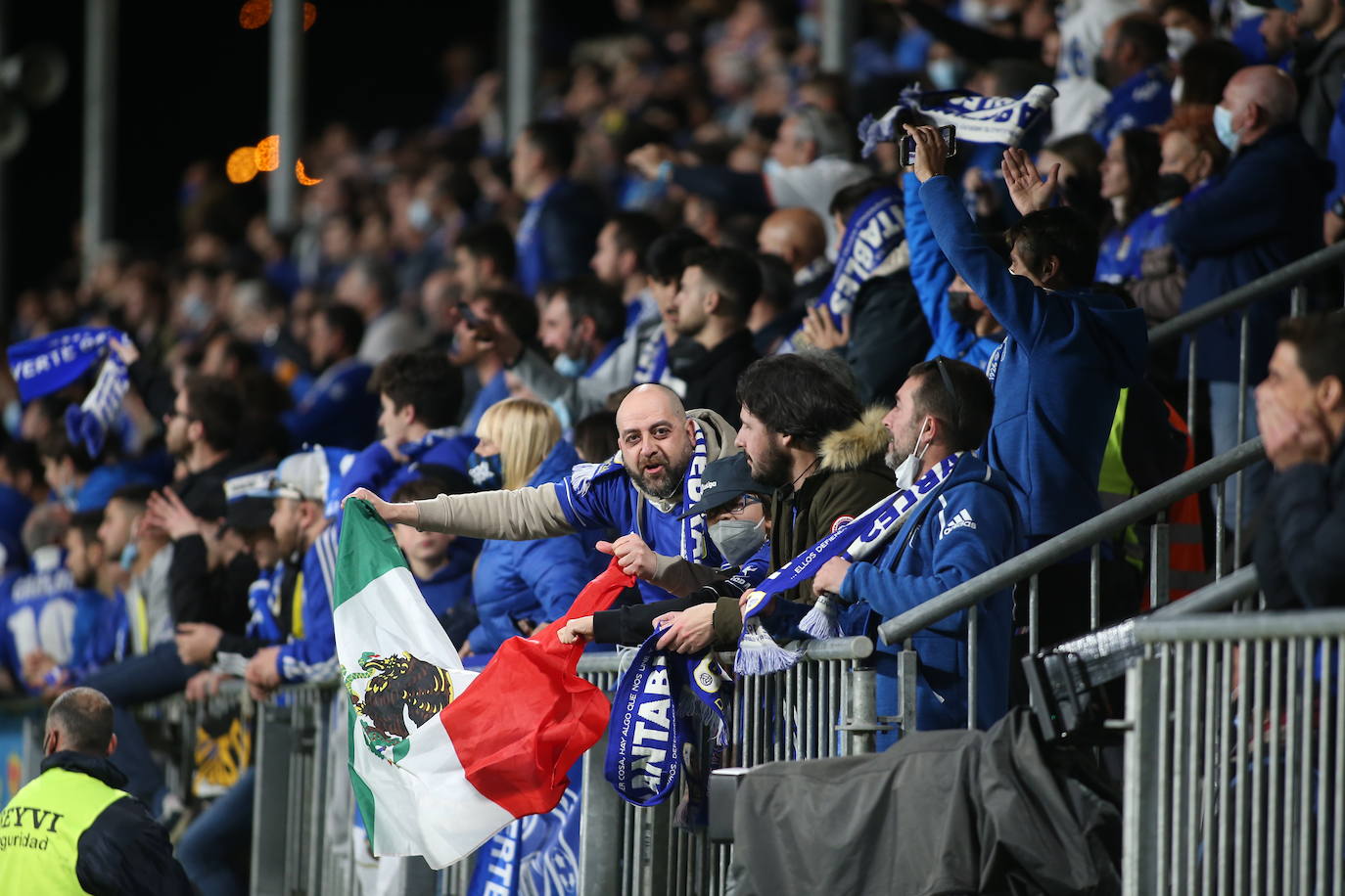 Fotos: ¿Estuviste en el Lugo - Real Oviedo? ¡Búscate!