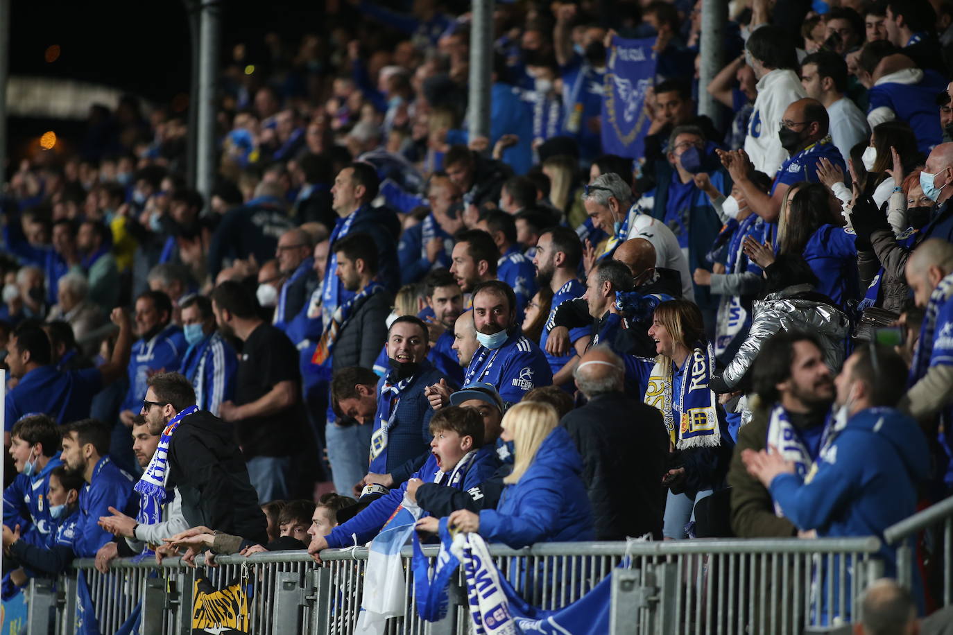 Fotos: ¿Estuviste en el Lugo - Real Oviedo? ¡Búscate!