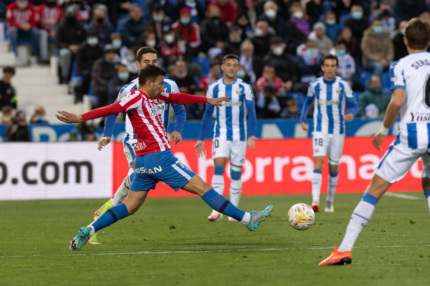 Fotos: Las mejores imágenes del Leganés - Sporting