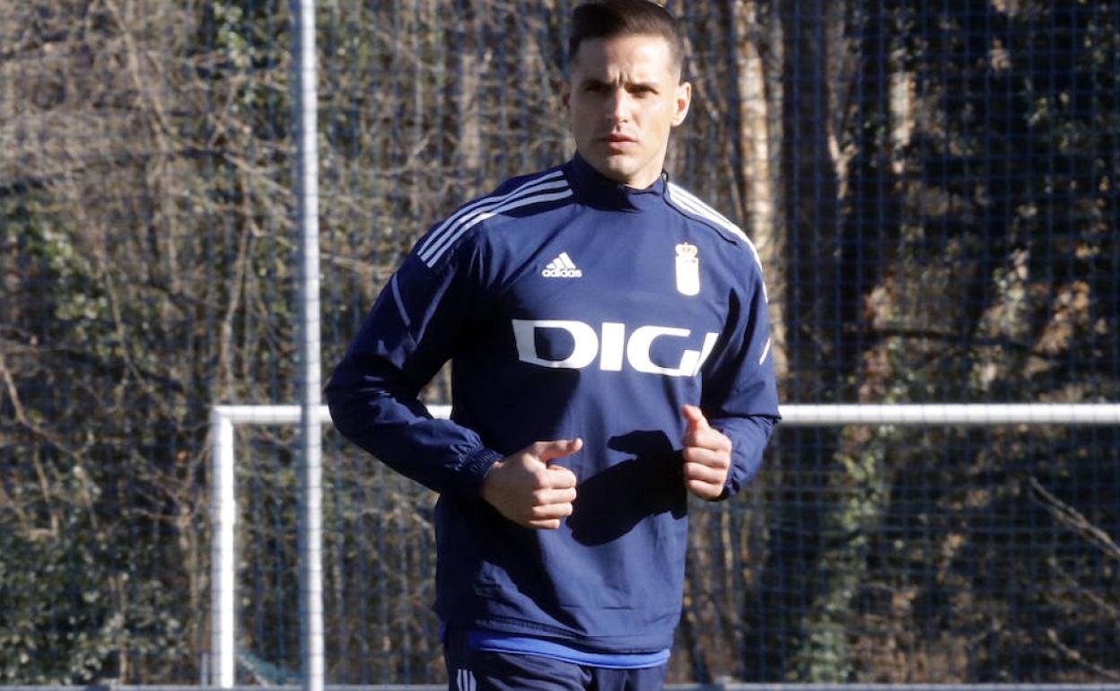 Luismi en un entrenamiento del Real Oviedo