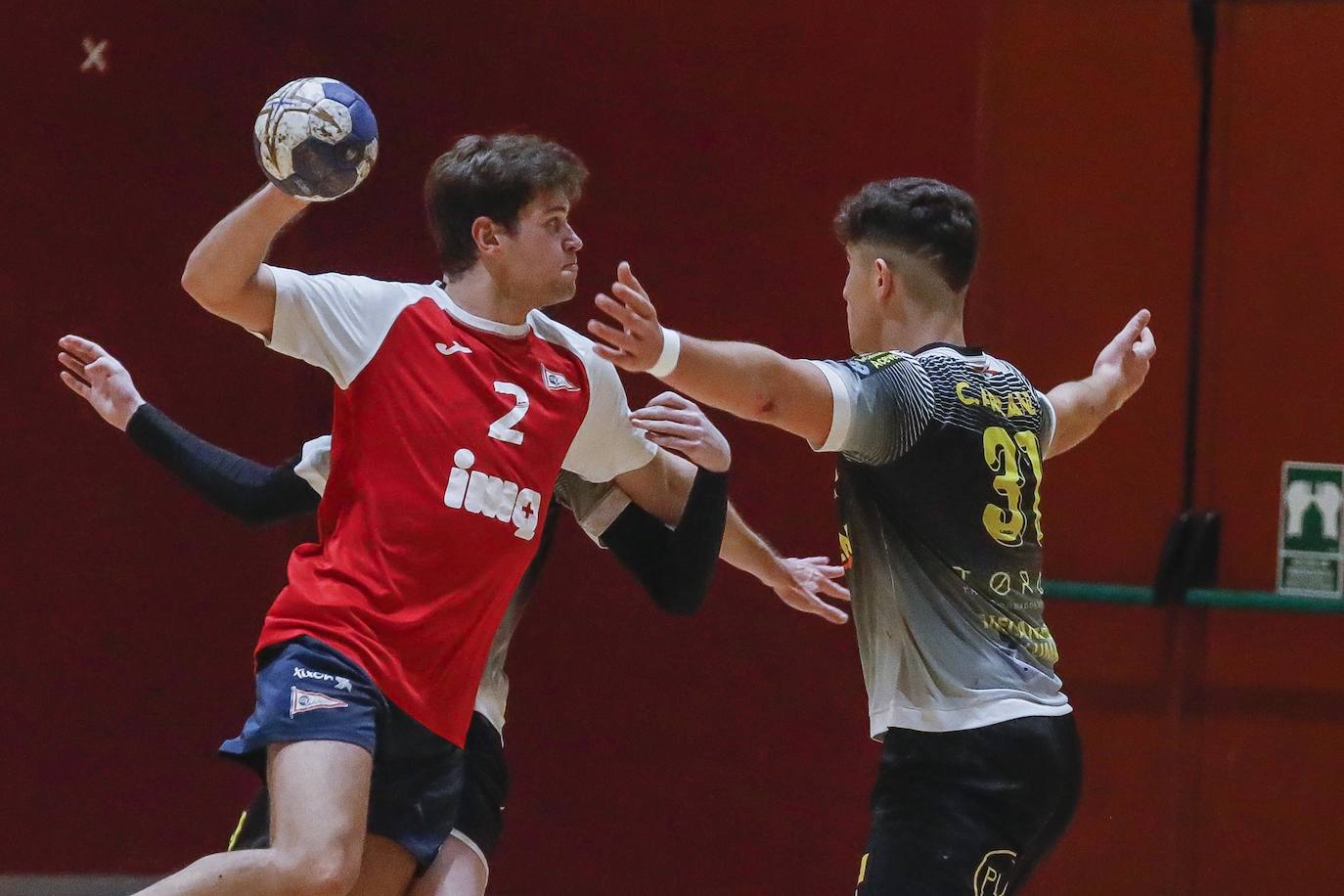 Fotos: Las mejores jugadas del Grupo IMQ - Balonmano Delicias