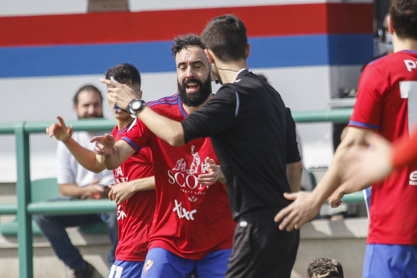 Fotos: Las mejores jugadas del Ceares - Real Avilés