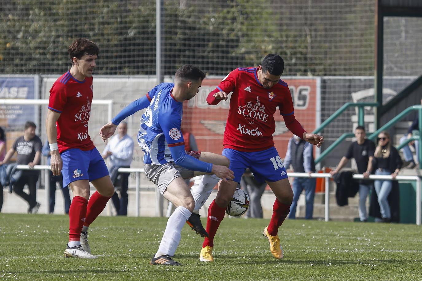 Fotos: Las mejores jugadas del Ceares - Real Avilés