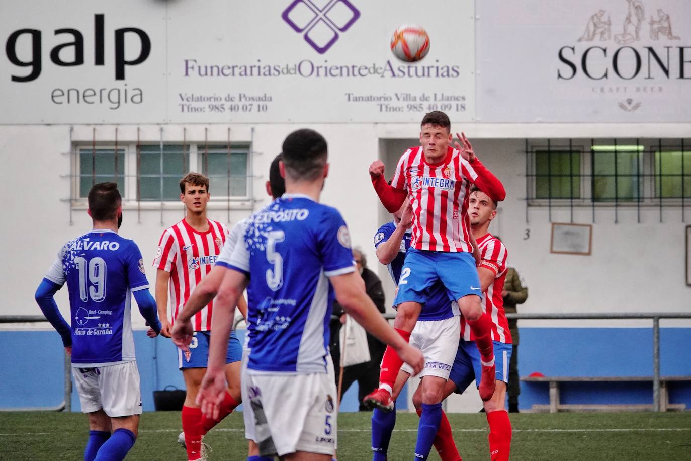 El encuentro entre el Urraca y el Sporting B finalizó sin goles (0 - 0). 