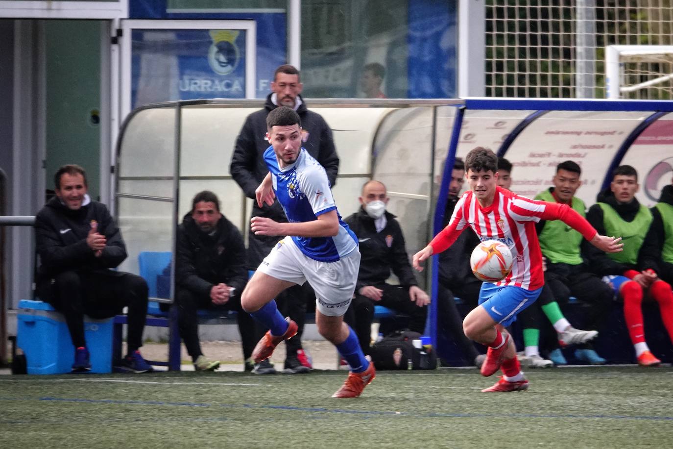 El encuentro entre el Urraca y el Sporting B finalizó sin goles (0 - 0). 