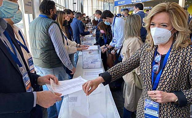 Mallada afirma que «Feijóo sabe bien que la realidad lingüistica de Asturias no es la de Galicia»