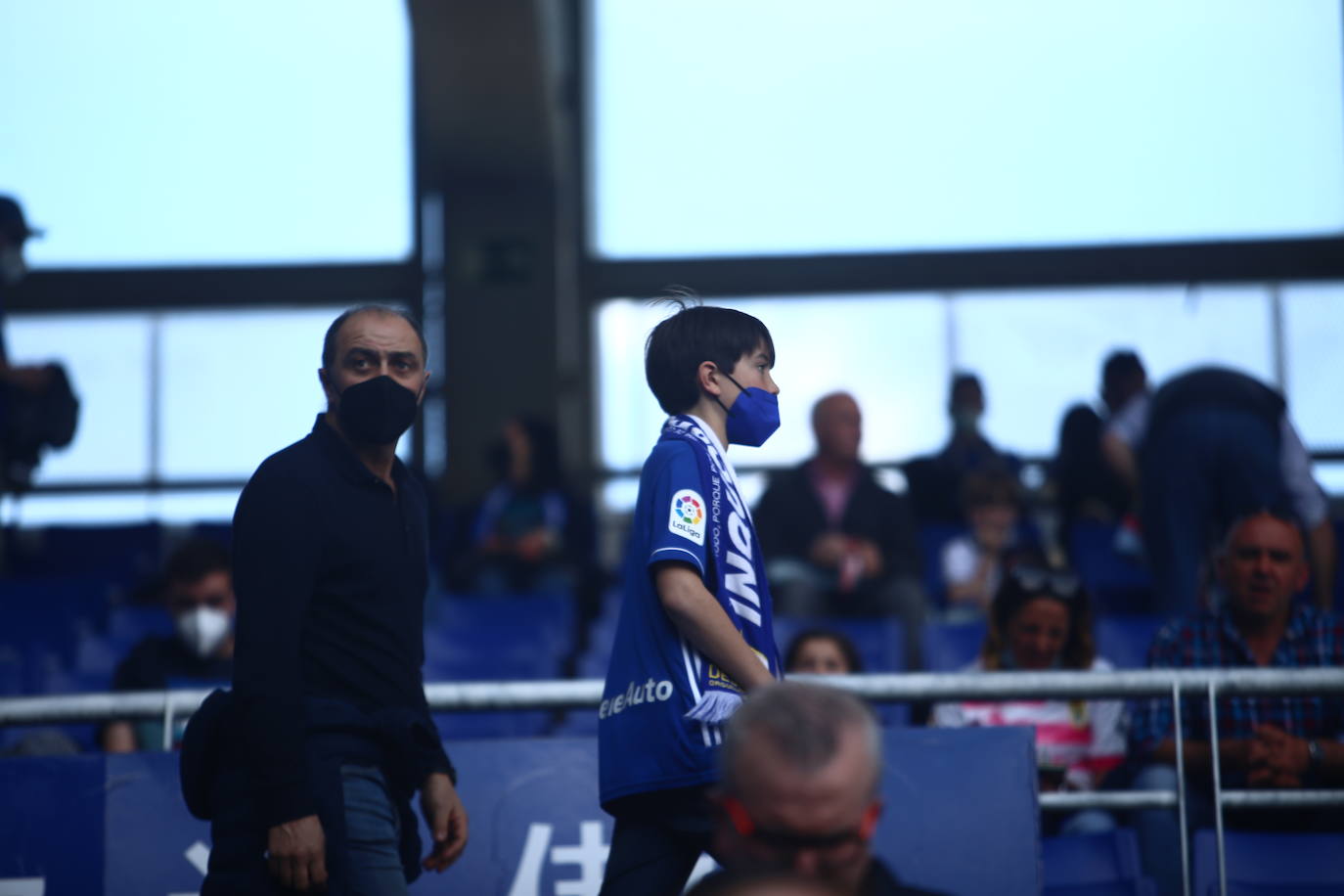 El conjunto azul se llevó la victoria en el Carlos Tartiere gracias a un gol de Bastón.