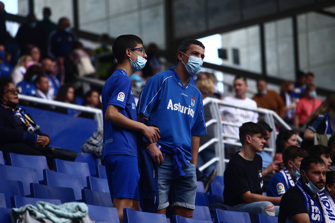 El conjunto azul se llevó la victoria en el Carlos Tartiere gracias a un gol de Bastón.