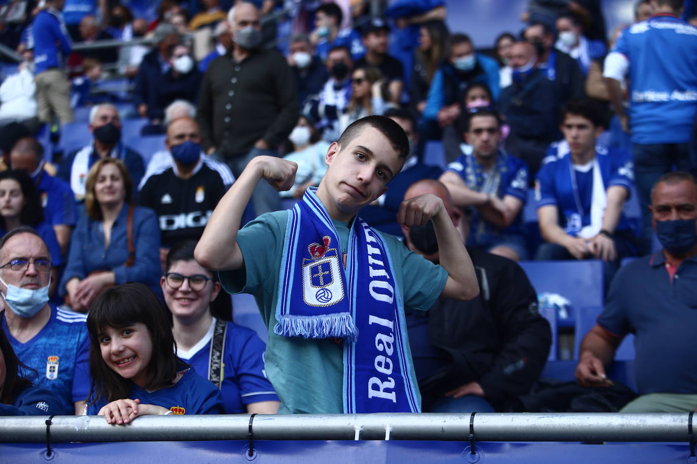 El conjunto azul se llevó la victoria en el Carlos Tartiere gracias a un gol de Bastón.