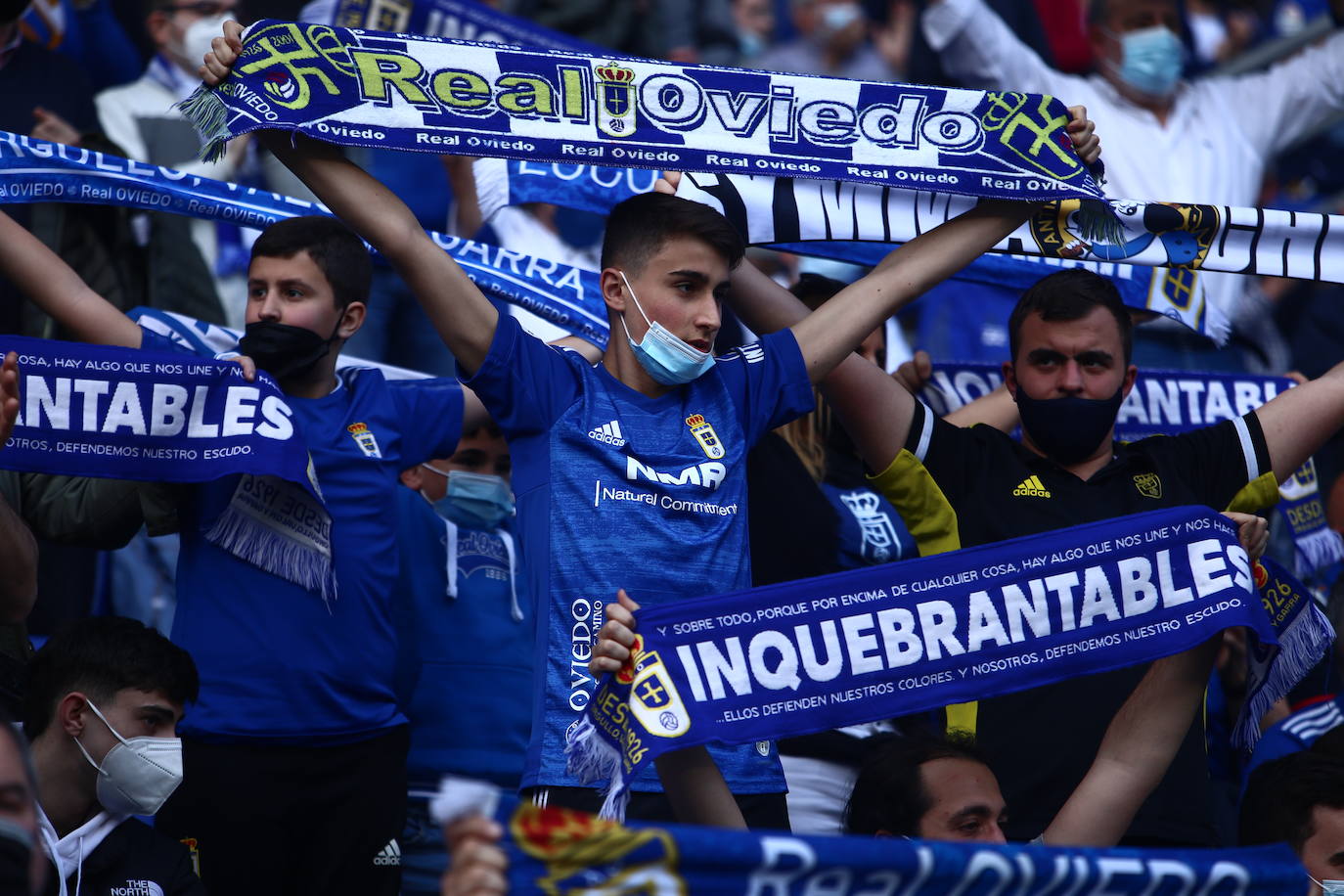 El conjunto azul se llevó la victoria en el Carlos Tartiere gracias a un gol de Bastón.