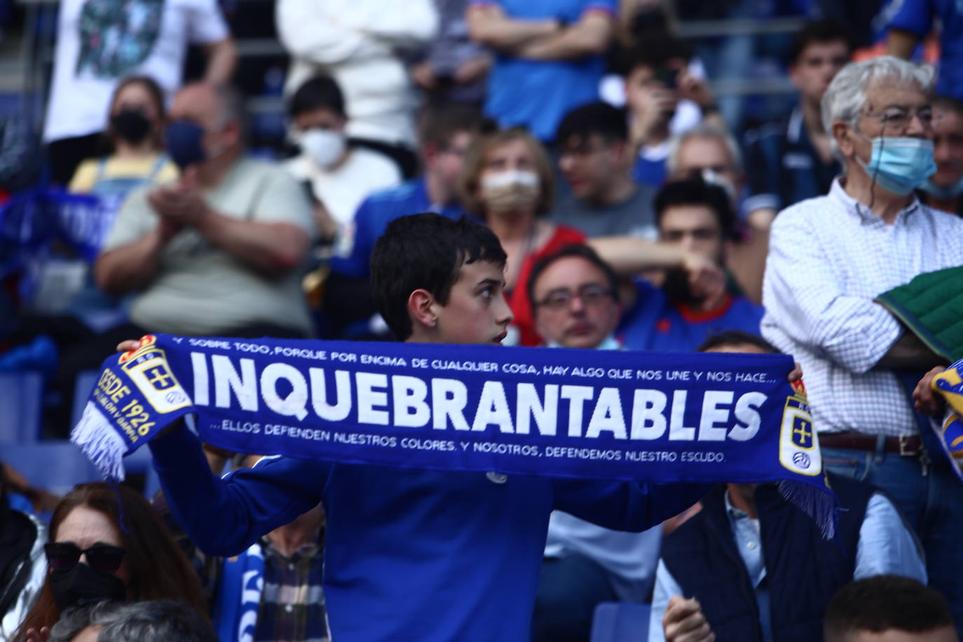 El conjunto azul se llevó la victoria en el Carlos Tartiere gracias a un gol de Bastón.