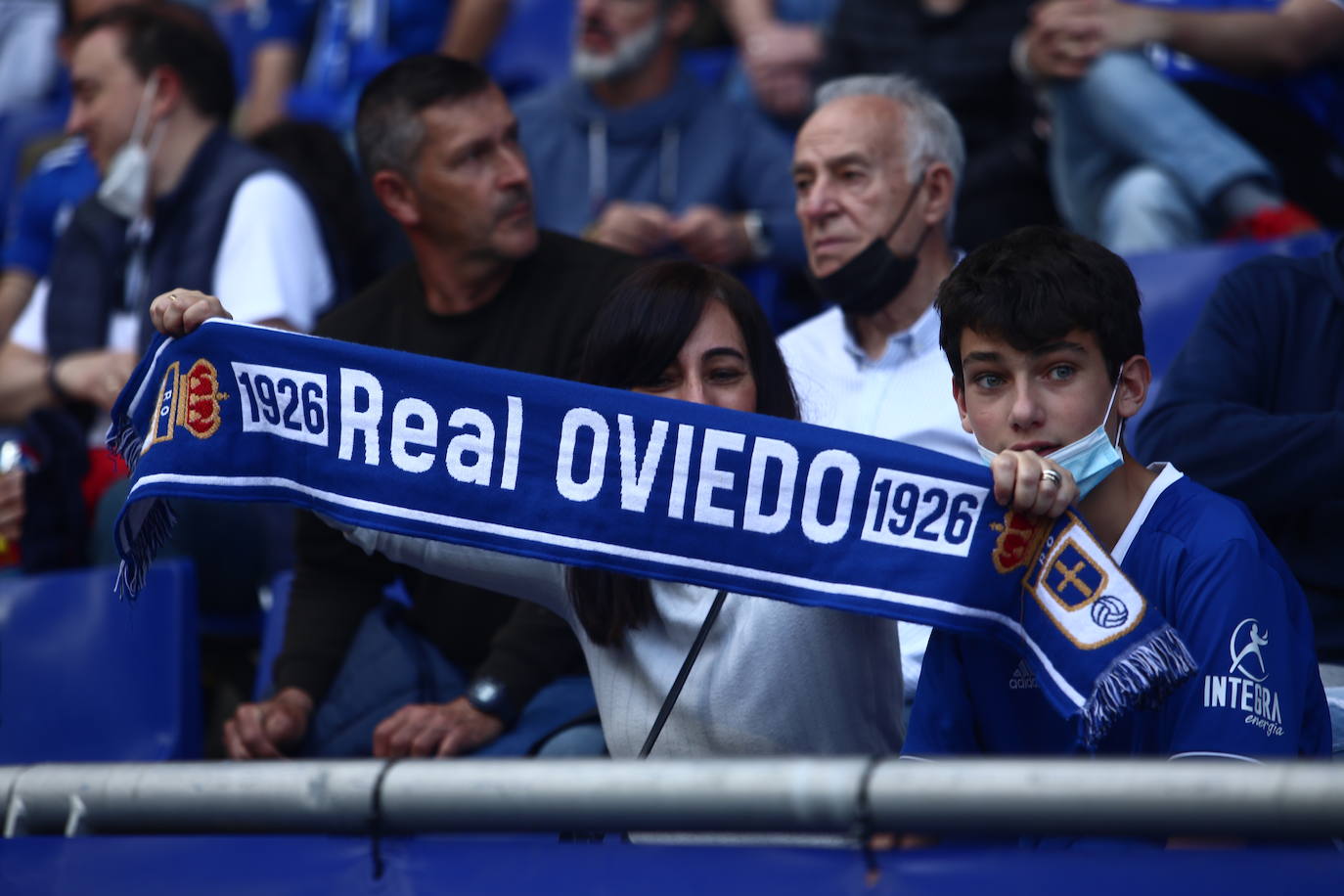 El conjunto azul se llevó la victoria en el Carlos Tartiere gracias a un gol de Bastón.