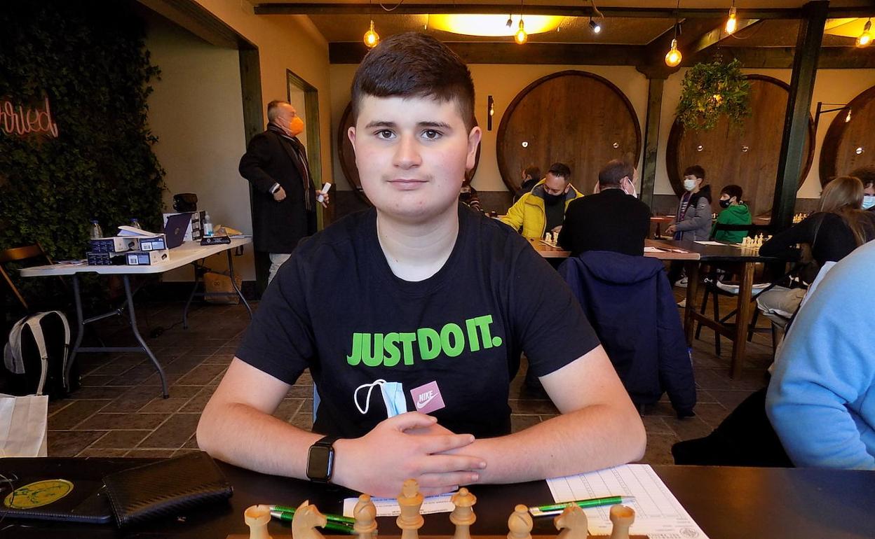 Álvaro González, campeón regional de Tercera División. 