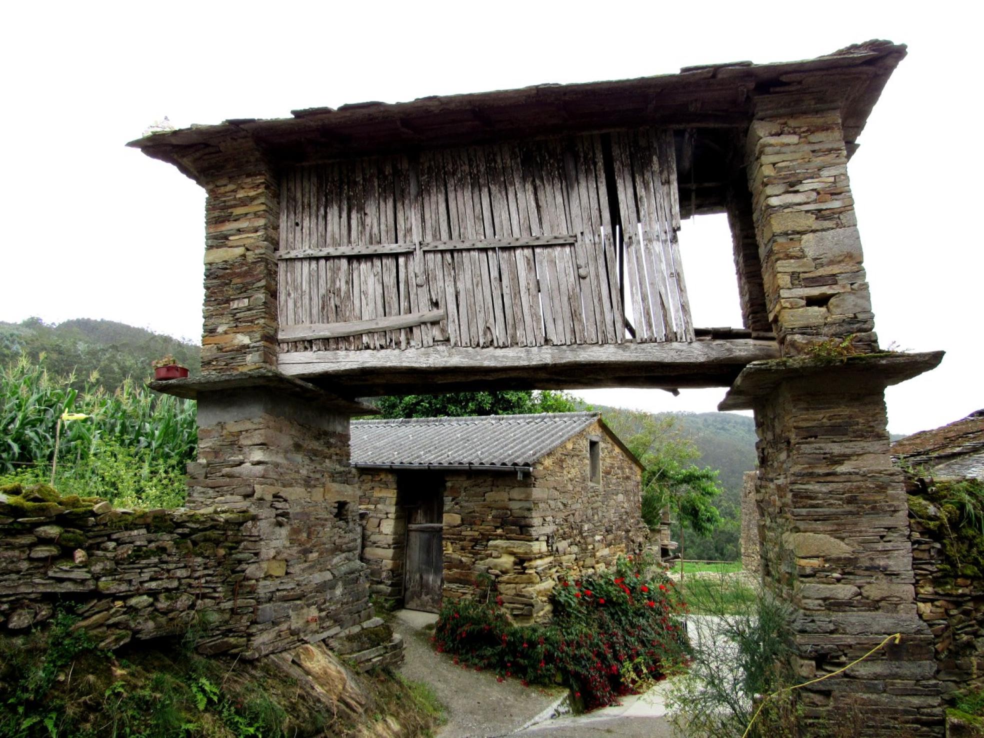 Cabazo en Santirso de Abres.