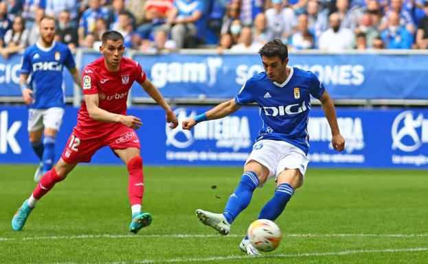 Un lance del encuentro entre el Oviedo y el Leganés