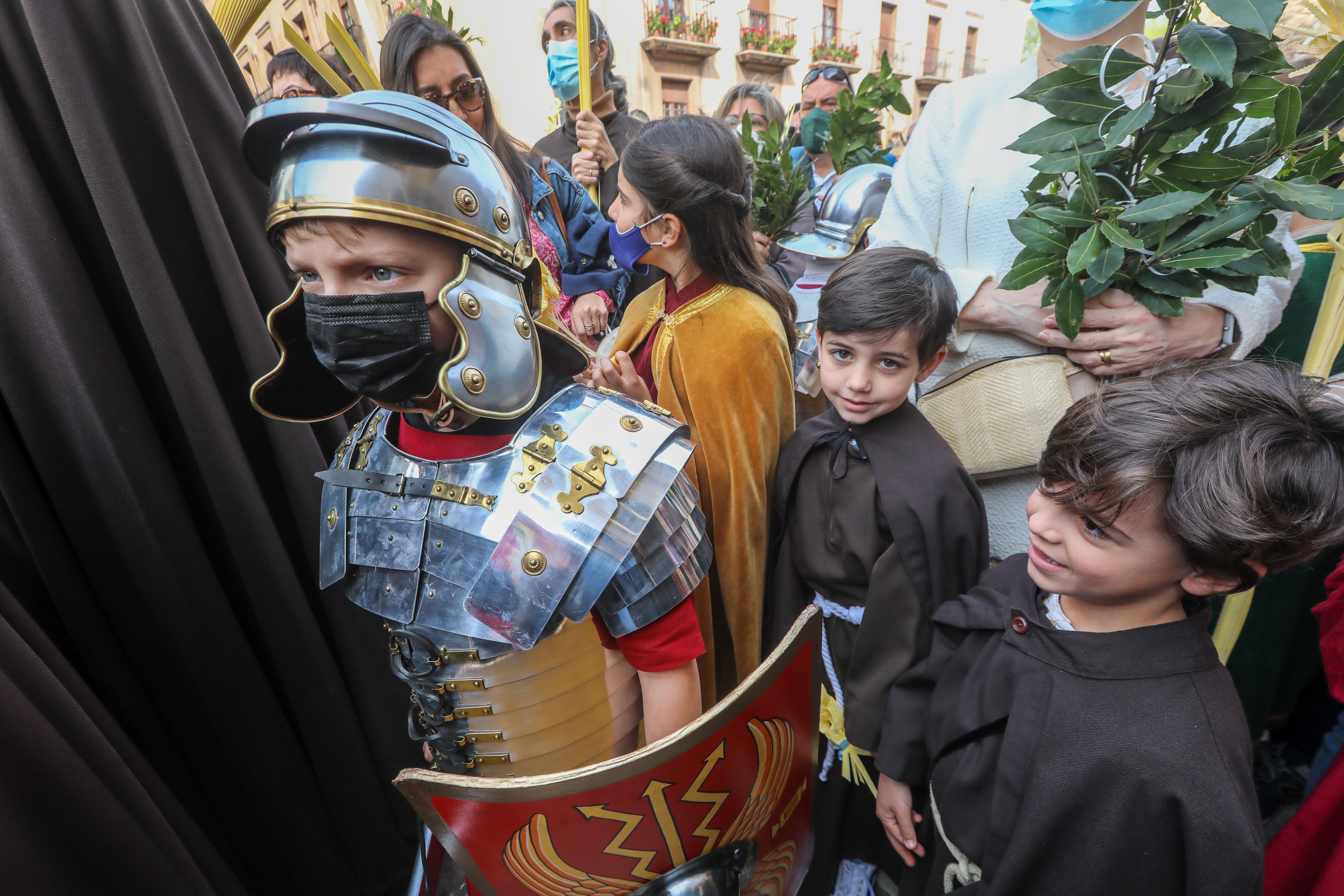 Fotos: Avilés recupera el Domingo de Ramos