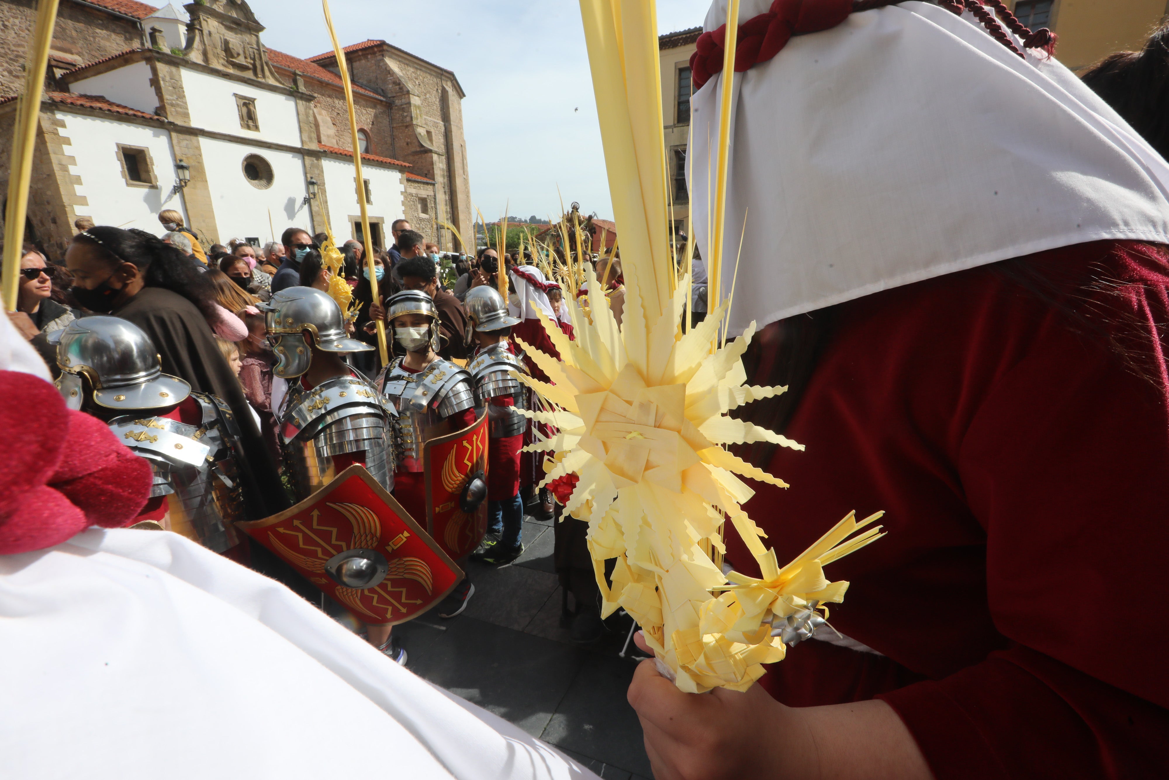 Fotos: Avilés recupera el Domingo de Ramos