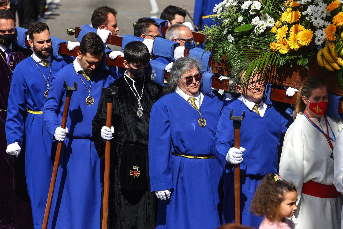La Semana Santa comienza con una masiva afluencia de fieles a la primera de las procesiones y a las bendiciones de Ramos.
