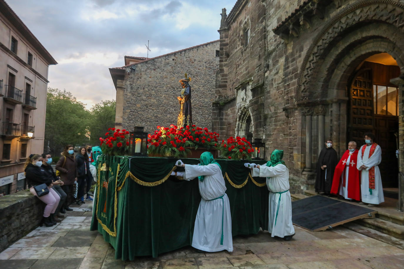 Fotos: Jesús Cautivo sale cuatro años después