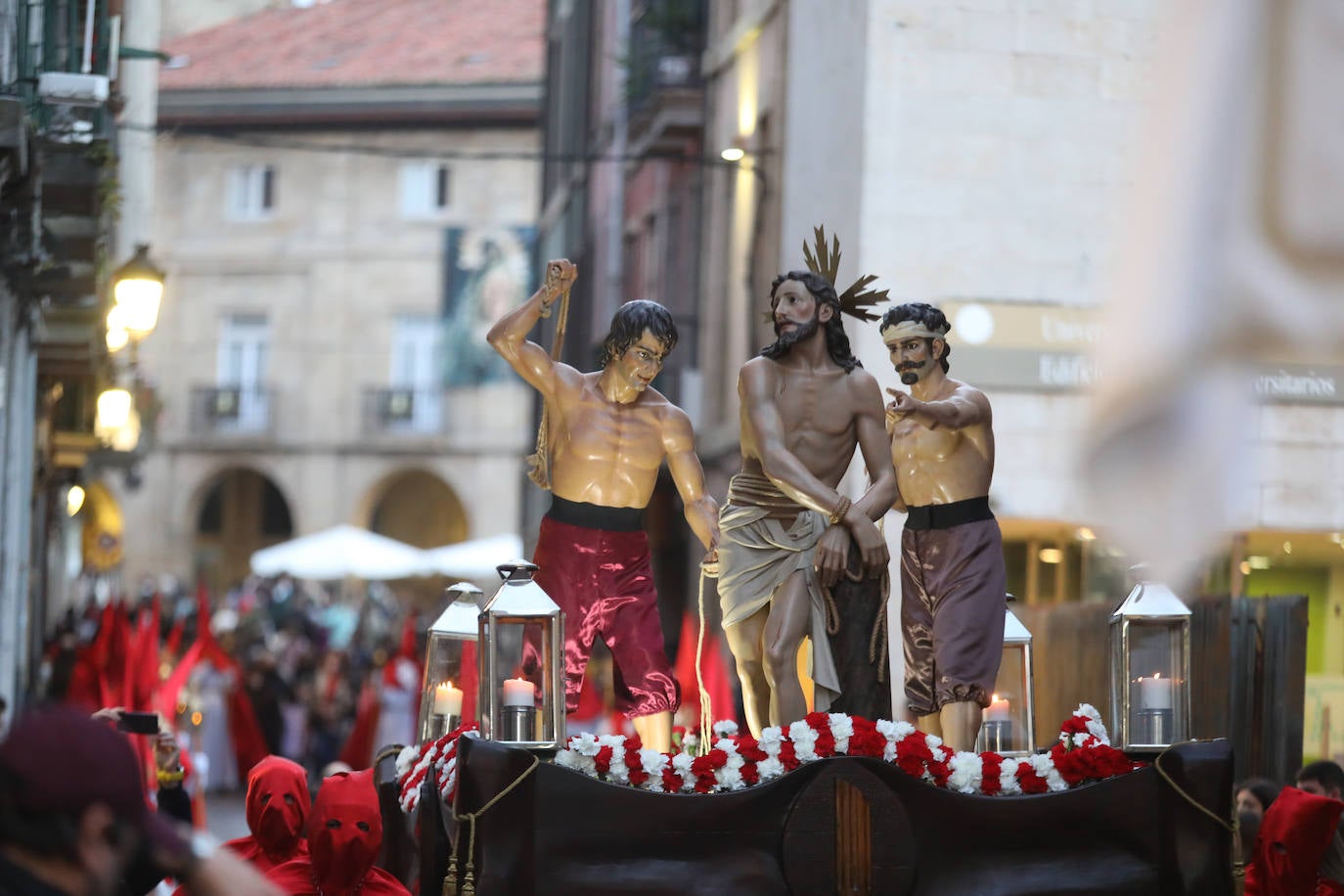 Fotos: Los rapacinos emocionan en Rivero y Camposagrado